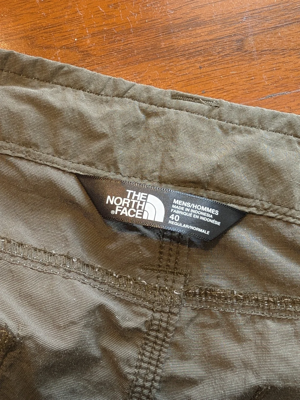 North Face Men's Casual Cargo Shorts in Olive Green